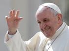 Papa Francisco, en anduencia desde San Pedro en el Vaticano