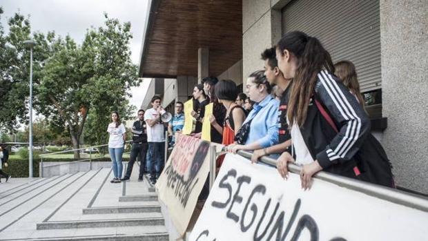 Estudian acciones judiciales contra la Universidad de Extremadura por la filtración de exámenes