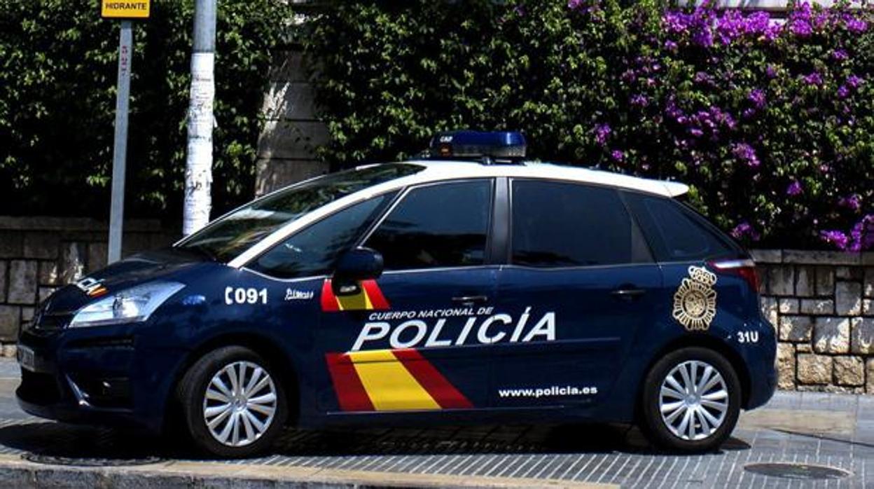 Un hombre rompe la mandíbula y una costilla a otro por una discusión a causa de sus perros en Gijón