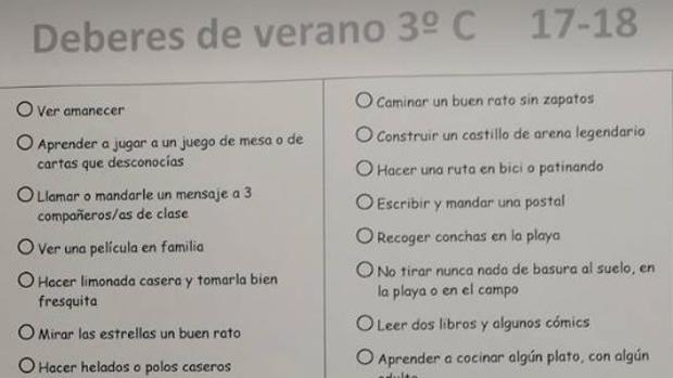 Los curiosos deberes que manda el «profe Manolo» para verano y arrasan en Facebook