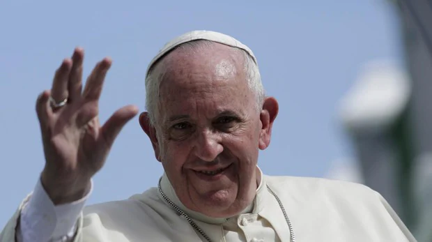 El Papa invita a setenta mil jóvenes a «no tener miedo al amor, que es imagen de Dios»