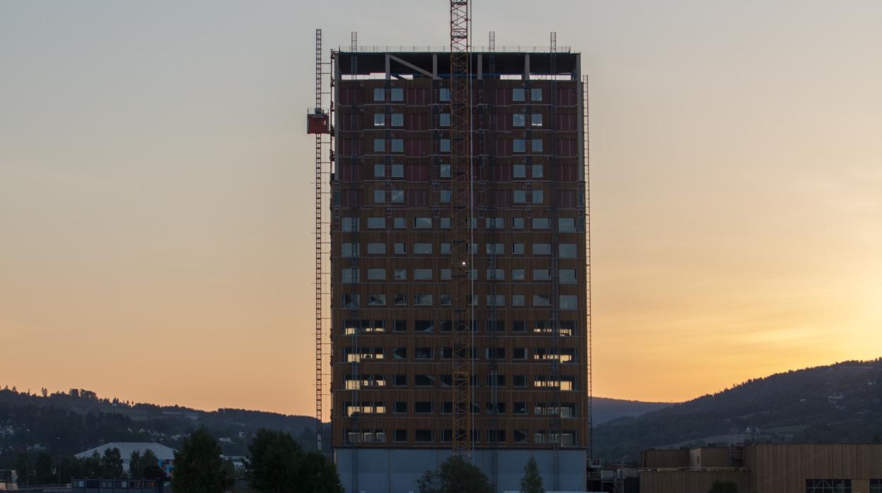 La torre de Mjøs o Mjøstarnet será el edificio de madera más alto del mundo