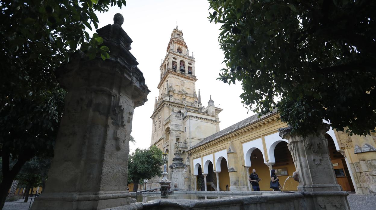 Patio de los Naranjos de la Mezquita-Catedral de Córdoba