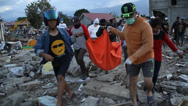 Palu, «zona cero» del tsunami de Indonesia