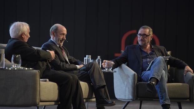 Rubalcaba defiende la educación concertada pese a no ser «un tema tranquilo para la izquierda»