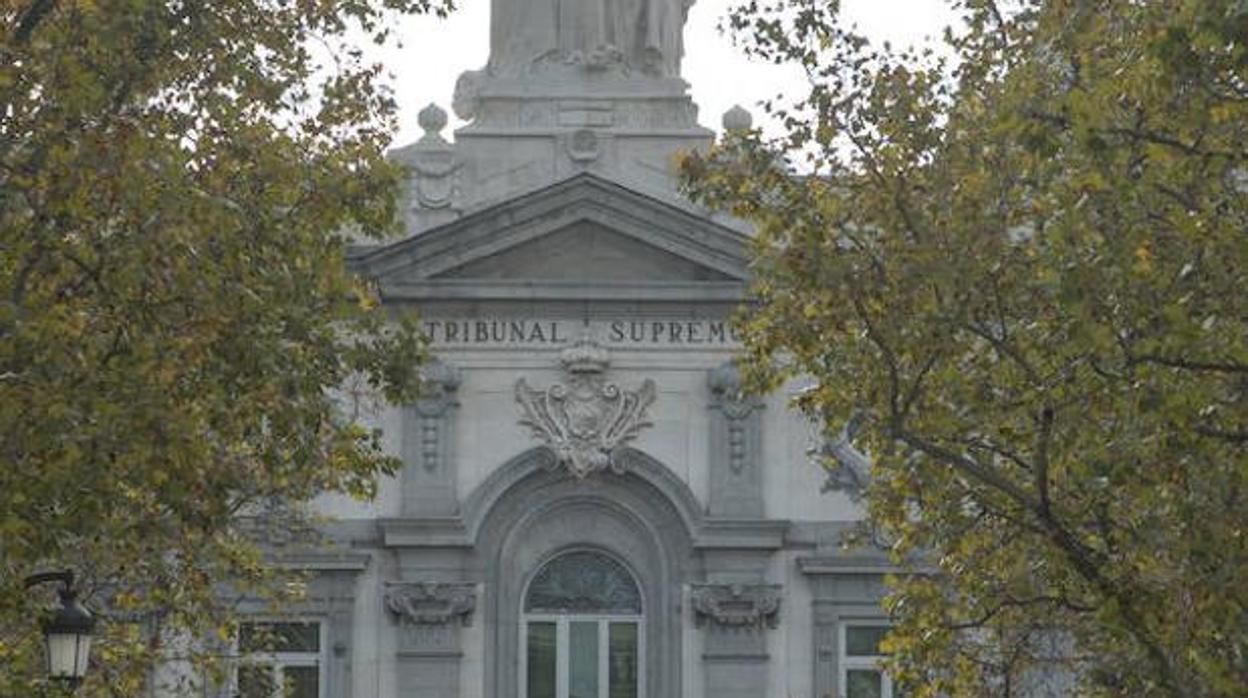 Imagen de archivo de la fachada del Tribunal Supremo