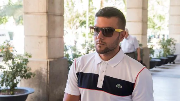 Ángel Boza, miembro de La Manada, absuelto del delito de robo por sustraer unas gafas en Sevilla