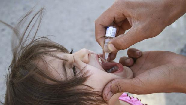 Alerta en Estados Unidos por casi 300 casos en niños de una enfermedad parecida a la polio