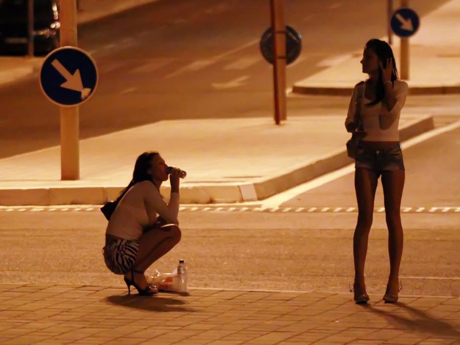 Mujeres ejerciendo la prostitución en Alicante