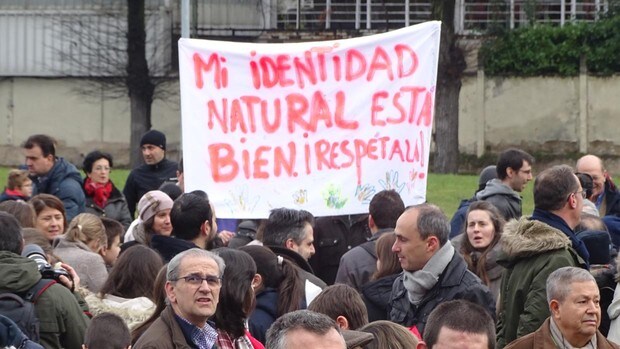 El TSJN no suspende, de momento, el programa Skolae que el Gobierno de Navarra quiere imponer
