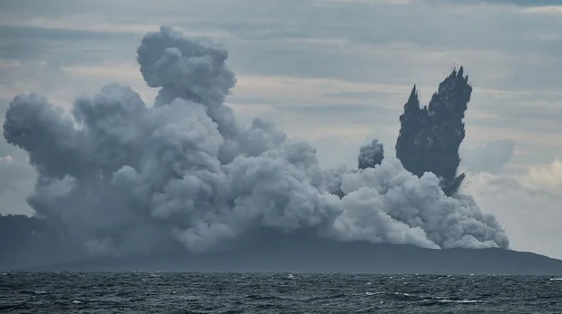 El volcán Anak Krakatau perdió 200 metros de altura antes del tsunami de Indonesia