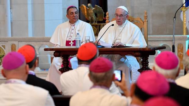 El Papa durante un encuentro con los obispos en Panamá