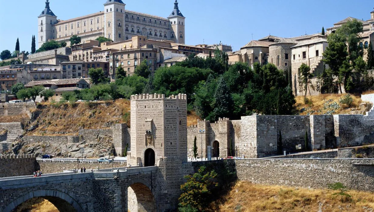 Áreas urbanas pequeñas como Ibiza y Toledo superan a Madrid y Barcelona en calidad de vida