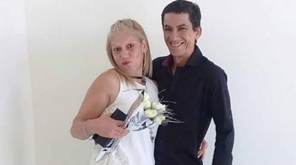 Leonor Báez y su marido