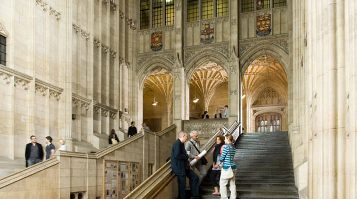 Imagen del interior de la Universidad de Bristol