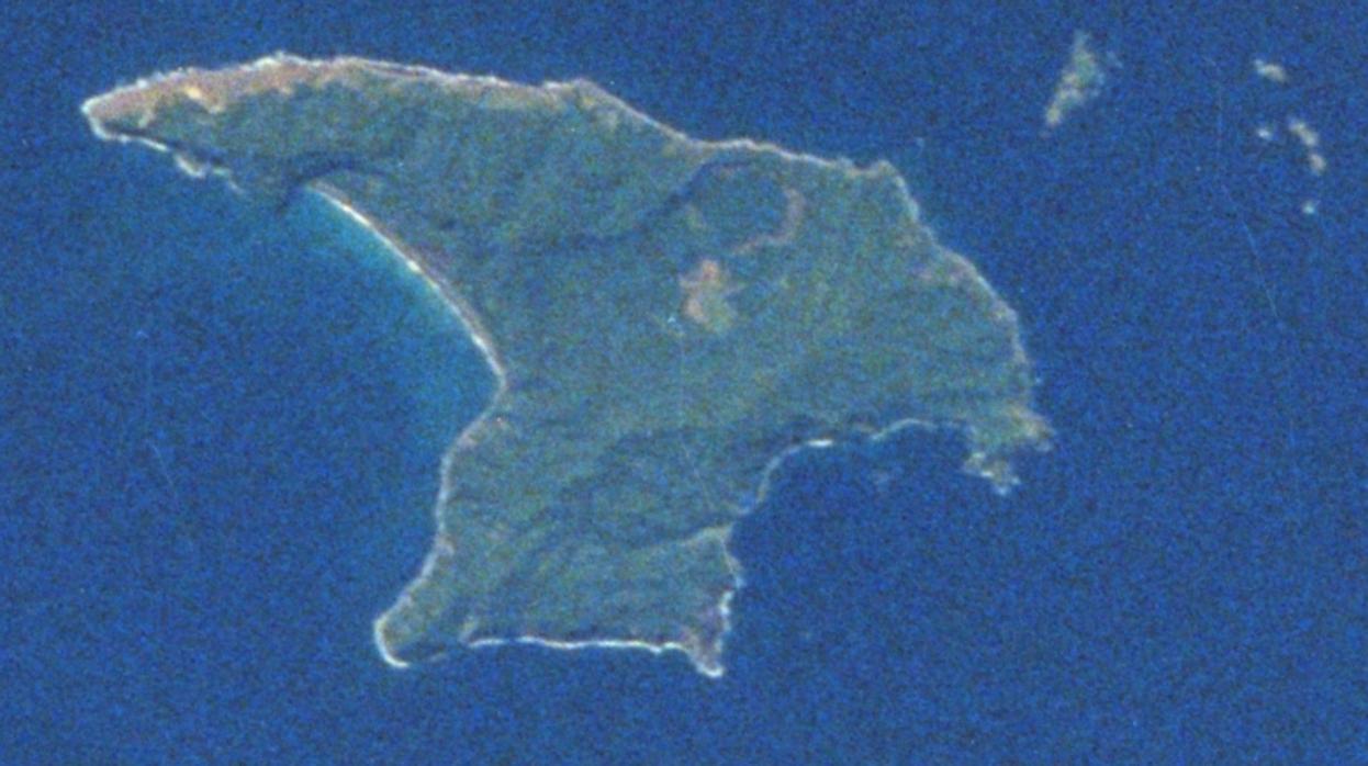 Isla Raoul, la mayor de las islas Kermadec, en el océano Pacífico Sur