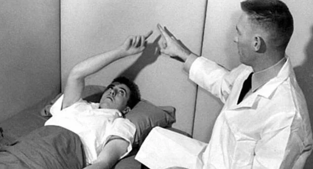Los peores experimentos que se hicieron con LSD en soldados y un nombre propio, James S. Ketchum