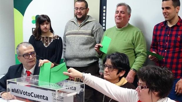 La Junta Electoral insiste en señalar a votantes con discapacidad si se duda de su voluntad