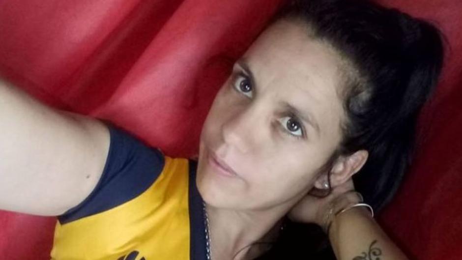 Condenada por violar y extersionar a un amigo de su hijo