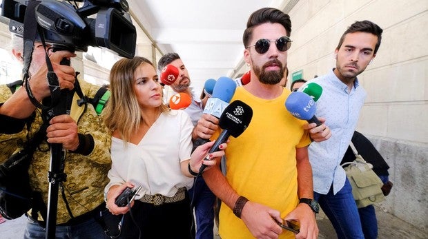 La Manada «ficha», como todas las semanas, en los Juzgados en día que el Supremo decide su destino