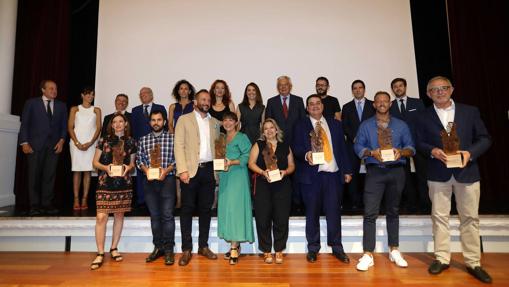 Organizadores, patrocinadores y premiados en la edición VIII de los Premios Web