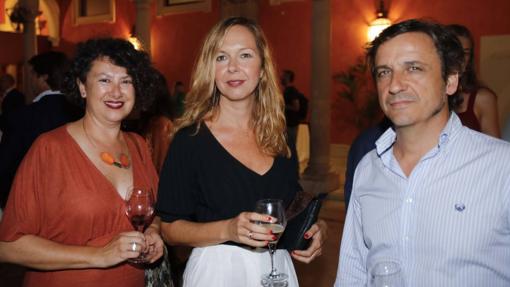 Begoña Torres, Bárbara Márquez y Luis Romero Martín