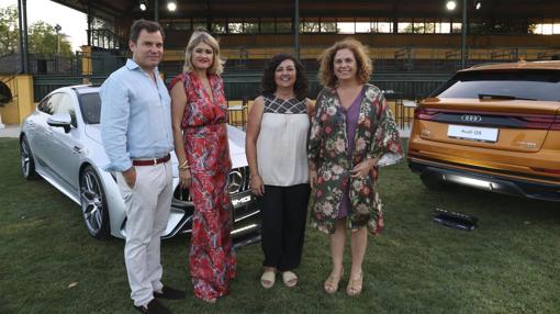 Manuel Molina, Miriam Fernández, Mónica Urtasun y Marta Moya