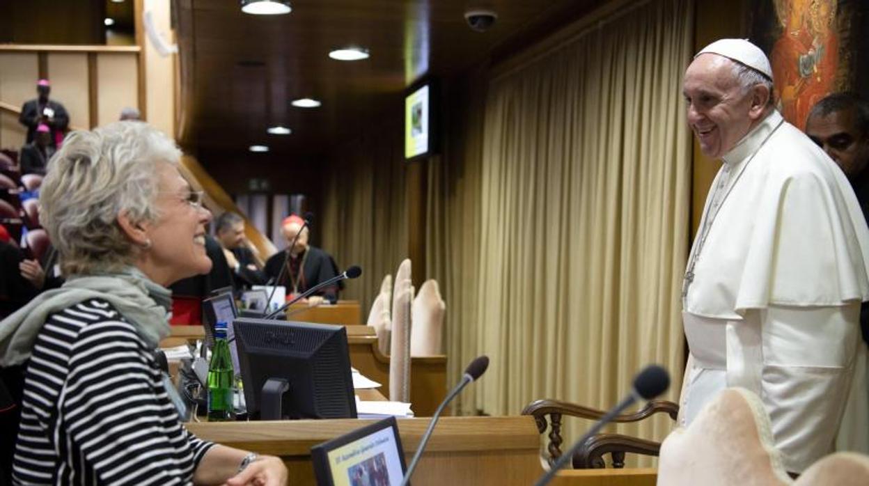 El Papa Francisco junto a Cristiane Murray