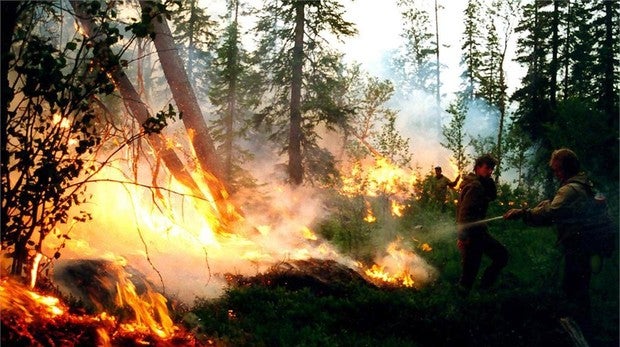 Rusia teme que el incendio de Siberia esté activo hasta febrero