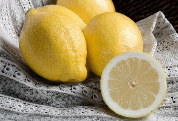 El olor a limón hace que nos sintamos más delgados, según un estudio