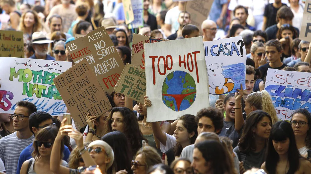 Imagen reciente de una manifestación de jóvenes por el clima