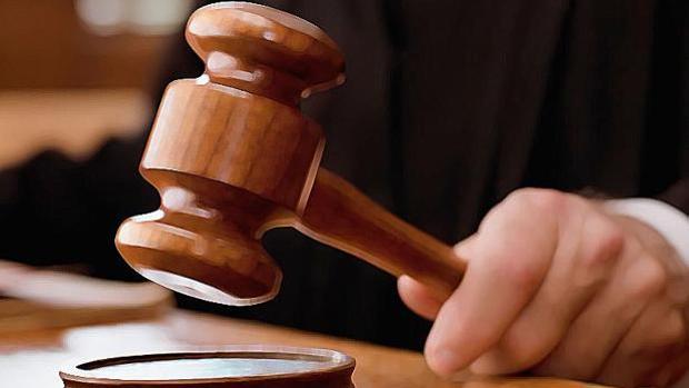 Una aseguradora, condenada a pagar 60.000 euros por no extirpar un tumor a una mujer tras dos operaciones