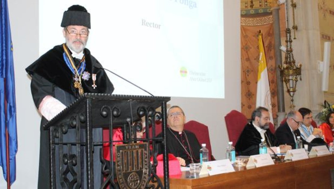 El rector de la Universitat Abat Oliba CEU organiza jornadas de paz