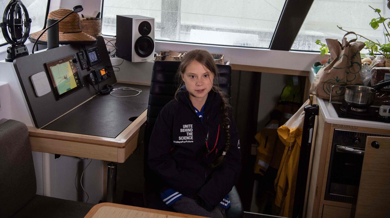 Greta Thunberg anuncia que partirá este miércoles en catamarán a la Cumbre del Clima de Madrid