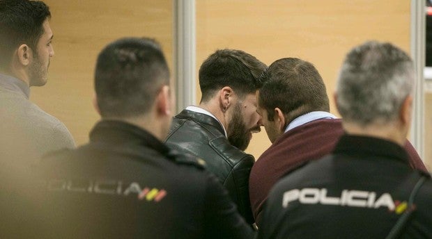 La amnesia repentina asedia a los amigos del chat de la Manada y los mensajes les delatan