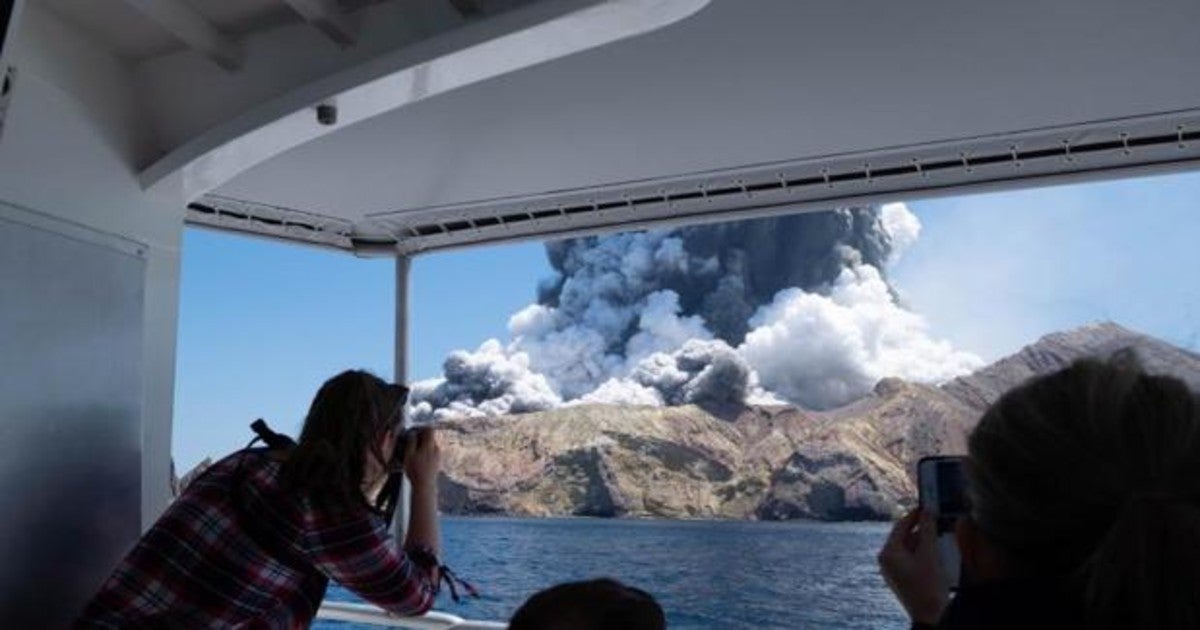 Volcán en Isla Blanca, Nueva Zelanda