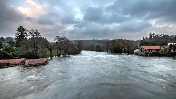 Atentos hoy a la borrasca Gloria: viento y oleaje «de alto impacto» en el peor temporal del invierno