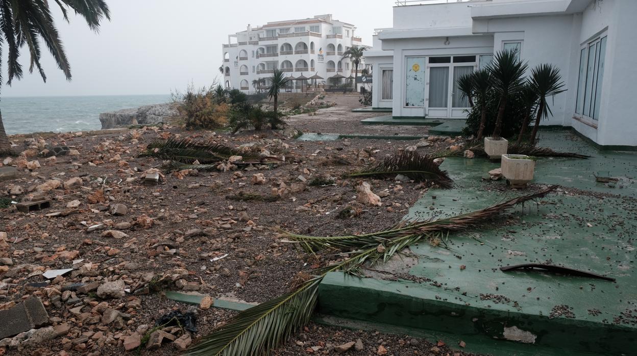 Destrozos en la costa tras los efectos de la borrasca Gloria en Mallorca