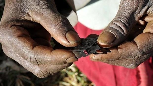 «Aún se piensa en la mutilación genital como un ritual para pasar de niña a mujer»