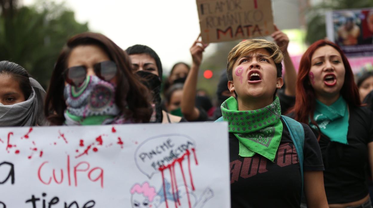 Mujeres en una manifestación contra la violencia de género en México