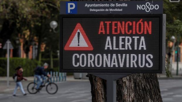 Ni los seguros de coche dejan de cubrir siniestros, ni los helicópteros fumigan ciudades por el coronavirus