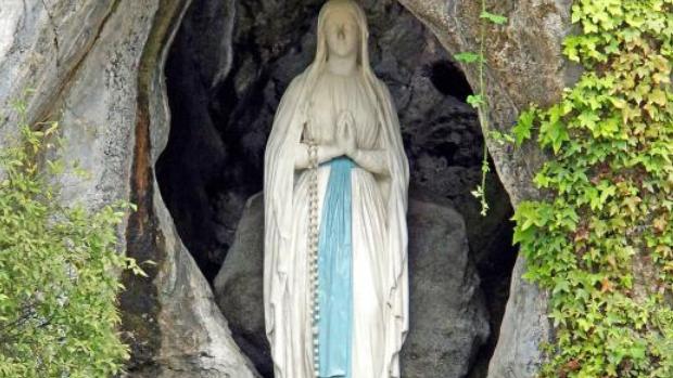 El santuario de Lourdes cierra por primera vez en la historia por el coronavirus