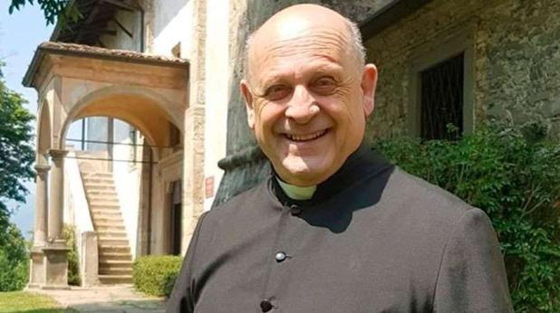 Un sacerdote italiano contagiado con coronavirus renuncia a un respirador y salva la vida de un joven