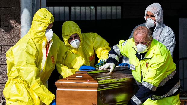 Asciende a más de 10.000 la cifra de muertos por el coronavirus en Italia  tras sumar 889 más que ayer