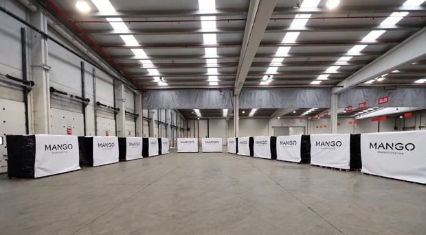 Llegan las dos millones de mascarillas donadas por Mango para proteger a los sanitarios del corovonavirus