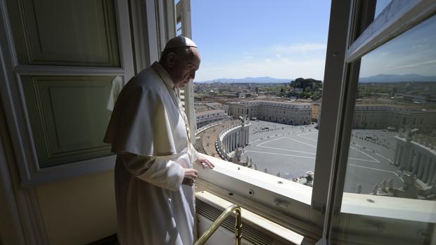 El Papa pide obedecer a las autoridades «para que no retorne la pandemia»