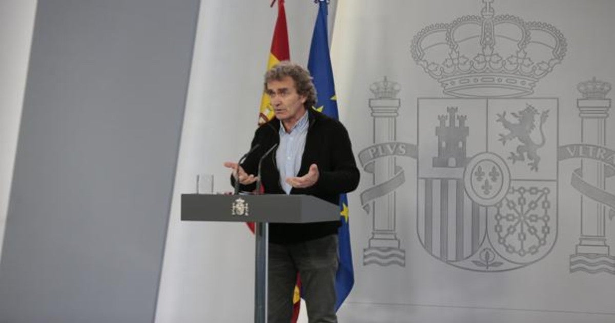 Simón: «Me parece bien la propuesta de 15 alumnos por aula siempre que esta esté pensada para 30 niños»