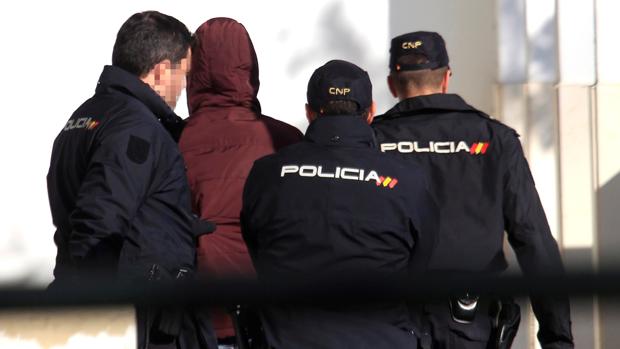 Granada: investigan a un menor por la presunta agresión sexual a una chica a la que conoció en internet