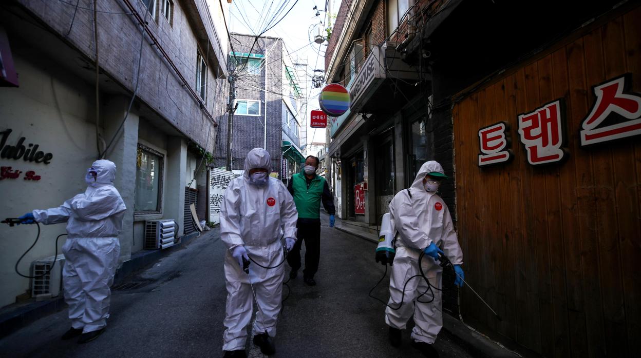 Las autoridades de Corea del Sur han analizado en una semana a más de 35.000 personas