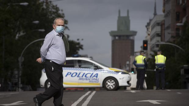 Las mascarillas serán obligatorias en la calle cuando no se pueda guardar la distancia de seguridad